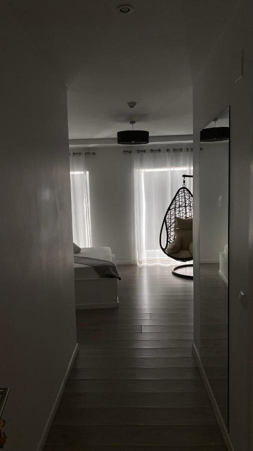 Brandao House Vandrehjem Caparica Eksteriør billede